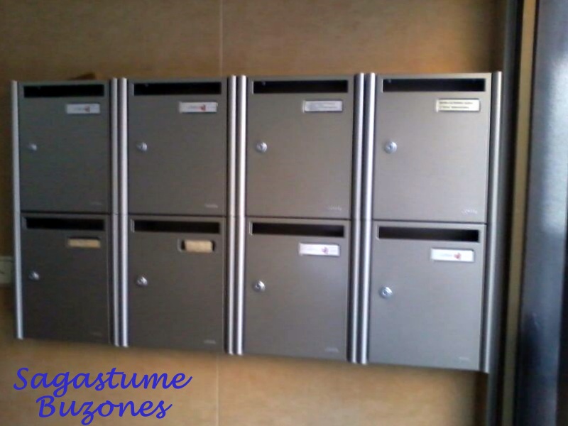 Sagastume Buzones - Buzn Hall-5 Pintura Inox - Distribuidores nacionales de buzones, tablones de anuncios, cestas de publicidad, sealizaciones, papeleras,... dirigido a comunidades de propietarios y administradores de fincas.